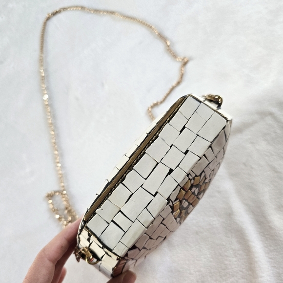 Ramla▪️Porte-Moi Mosaic Clutch Crossbody - Picture 6 of 10